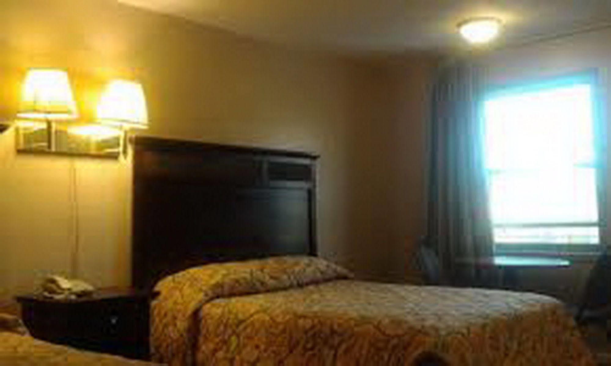 Louisa Loyalty Inn المظهر الخارجي الصورة